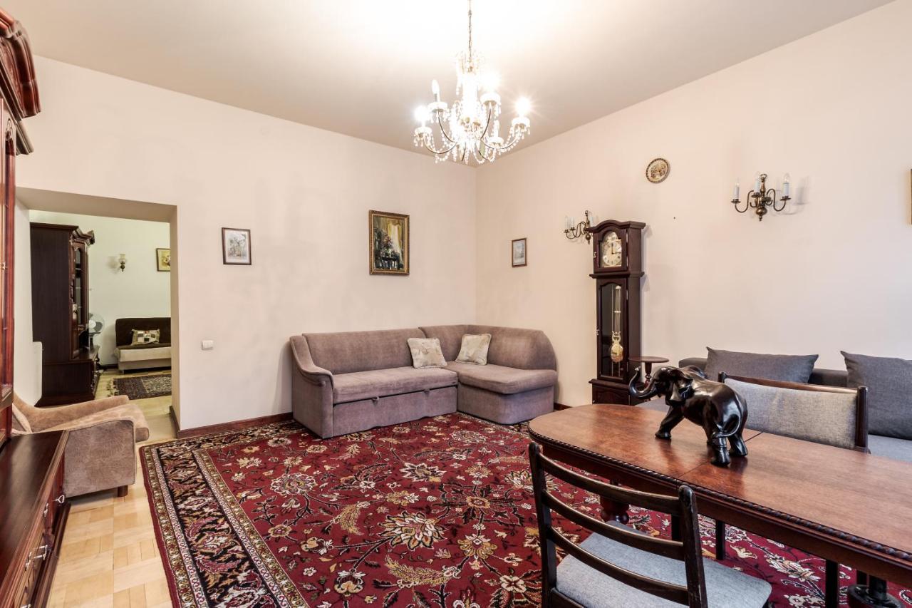 Doroshenka Antique Apartment Львов Экстерьер фото
