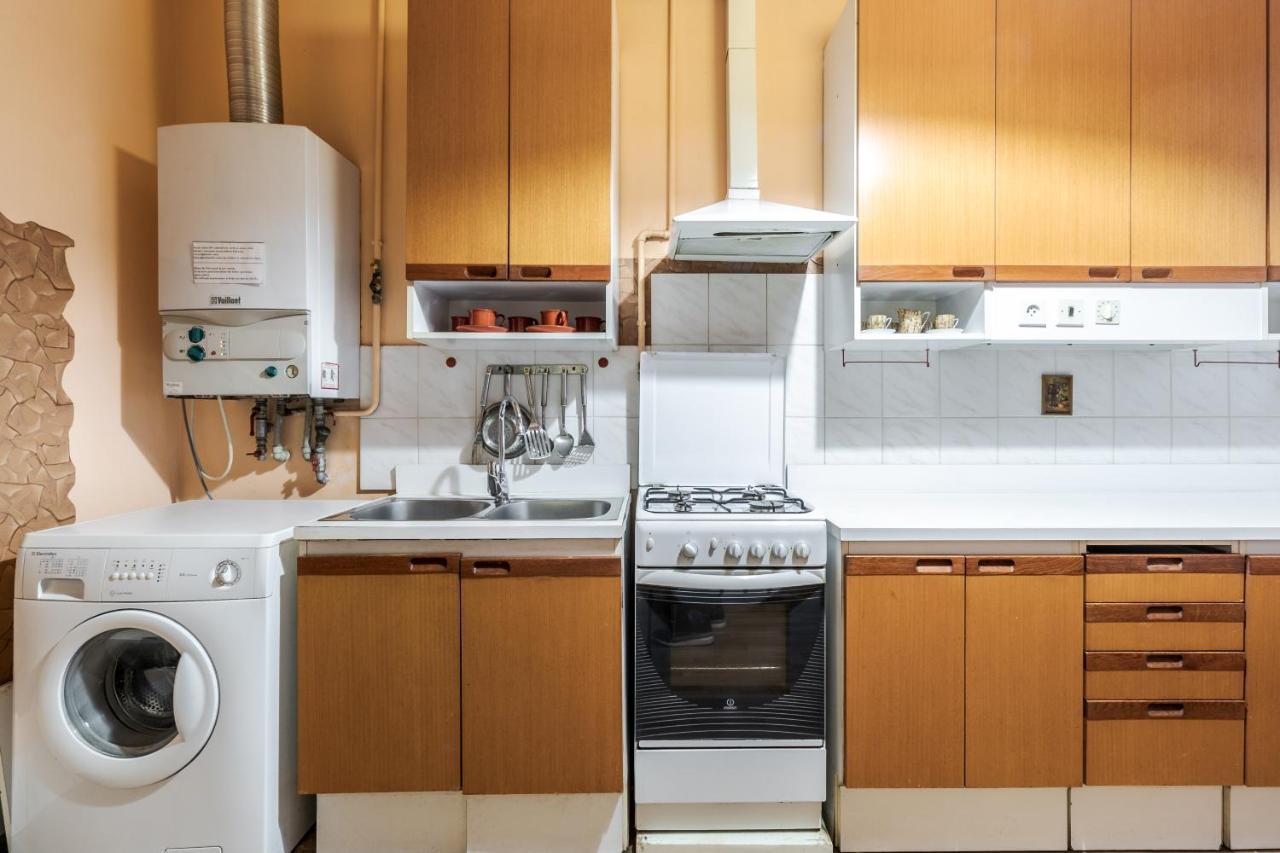 Doroshenka Antique Apartment Львов Экстерьер фото